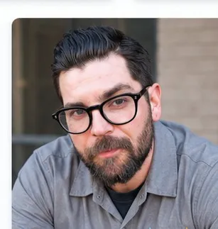 Justin, Technician