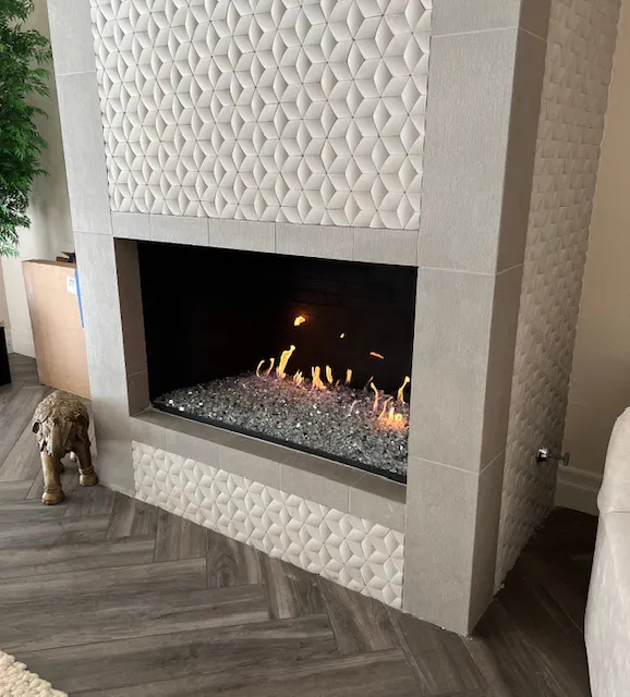 Silver reflective with pillow tile